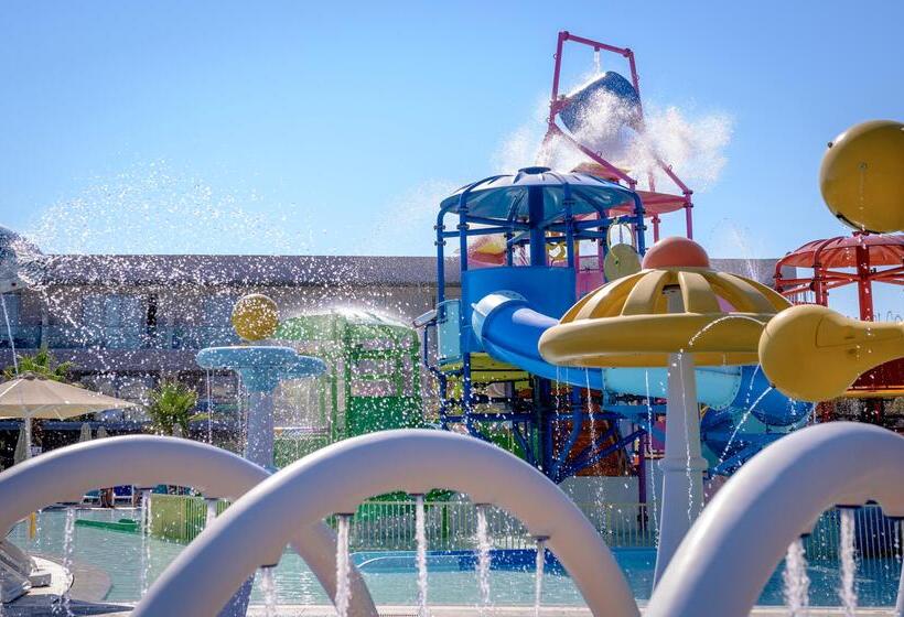 בית מלון כפרי Lyttos Beach