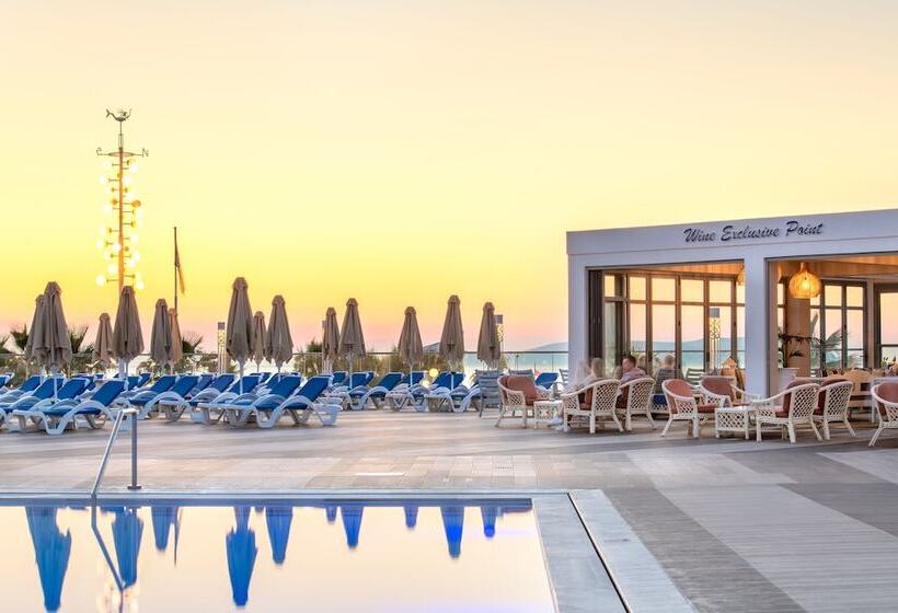 בית מלון כפרי Lyttos Beach