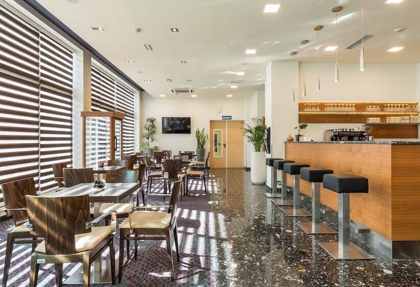 Fotos del hotel Mondo:  14