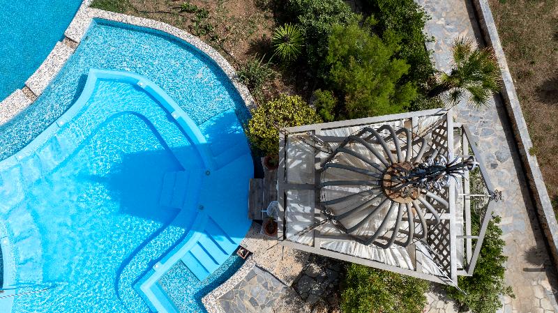هتل Orpheas Resort