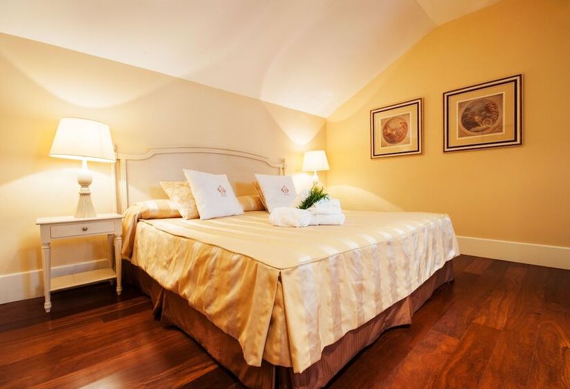 هتل Palacio Villa De Alarcón