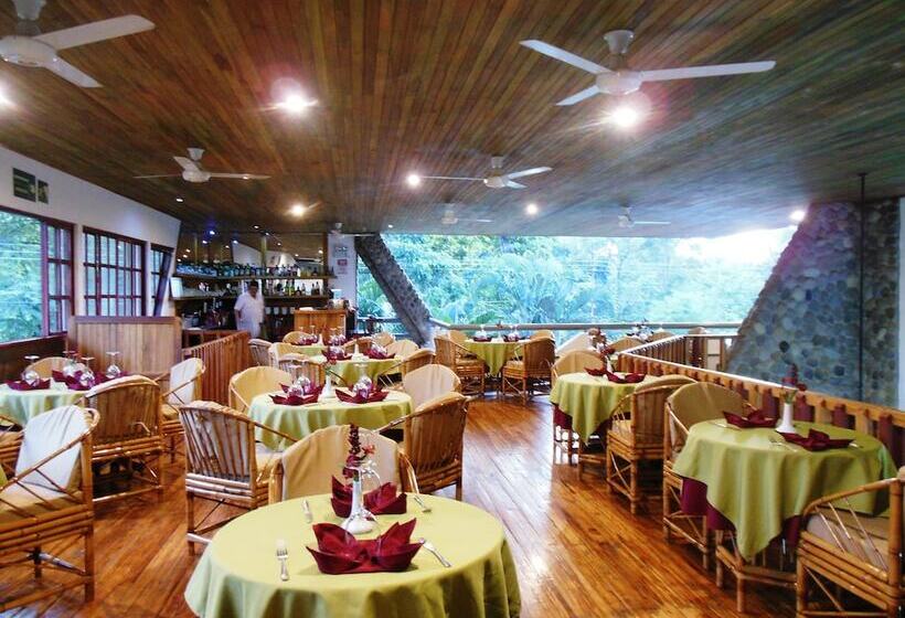 ホテル Playa Bejuco