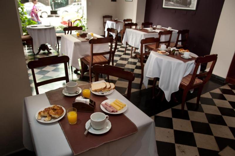 هتل Plaza De Las Aljabas