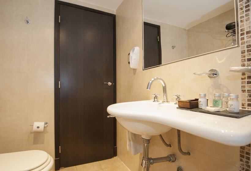 Fotos del hotel Premium Tower Suites Mendoza:  13