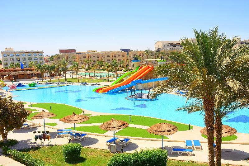 هتل Royal Lagoons Resort & Aqua Park Families And Couples Only