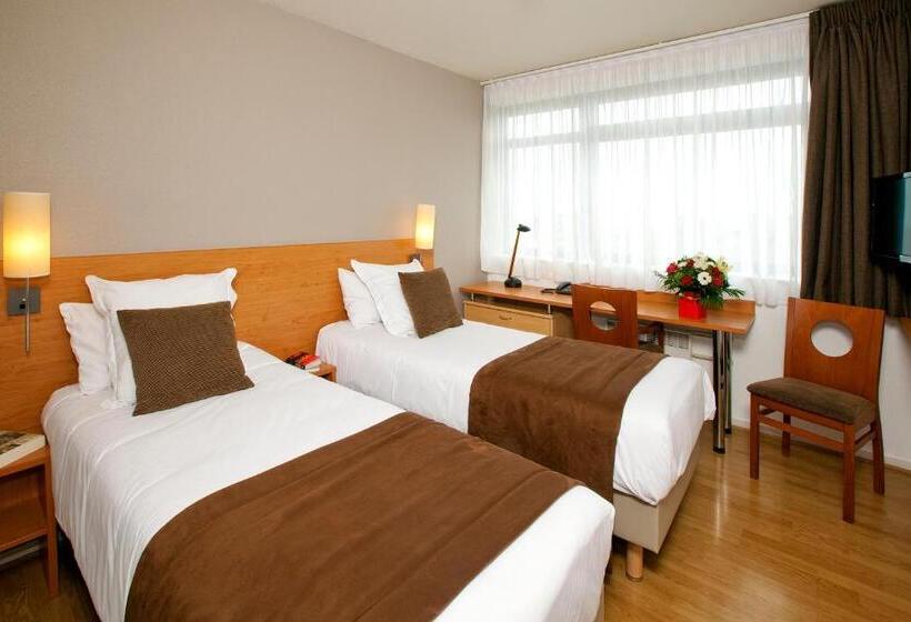 Отель Séjours & Affaires Rennes De Bretagne