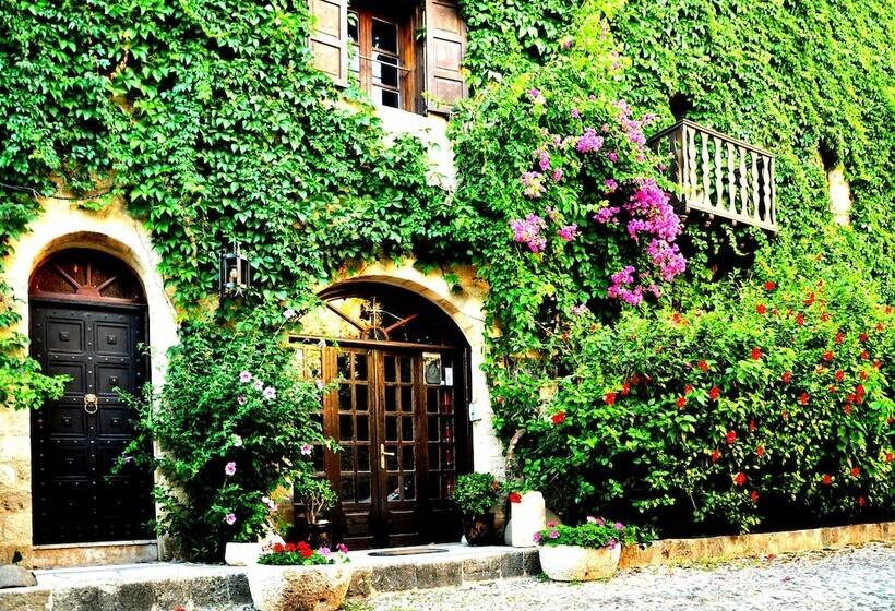 هتل S.nikolis  Historic Boutique