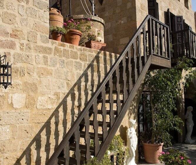 هتل S.nikolis  Historic Boutique