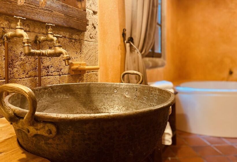 هتل S.nikolis  Historic Boutique