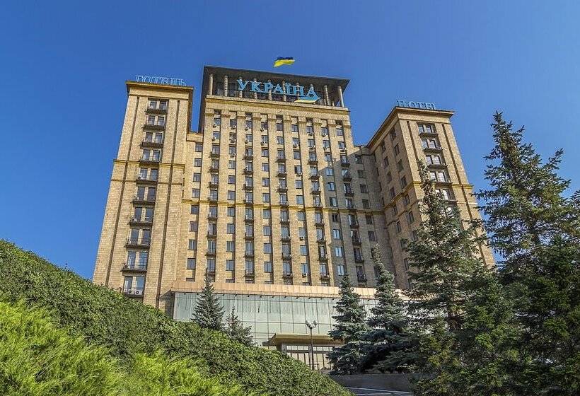 هتل Ukraine