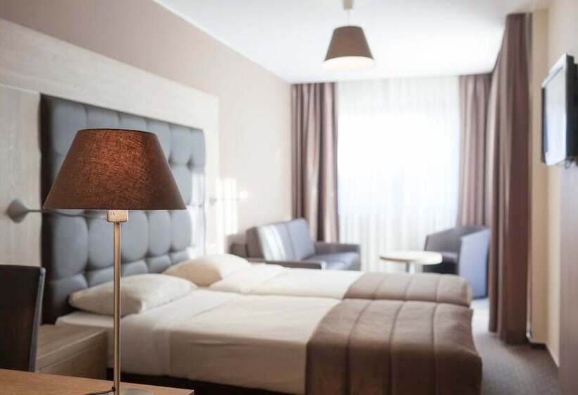 Fotos del hotel Villa Royale:  3