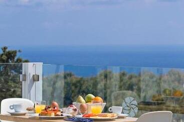 Loizos Stylish Residences