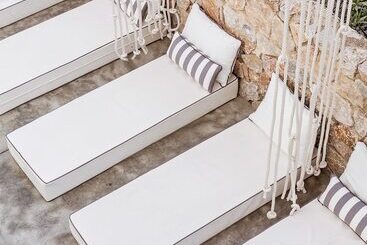 Loizos Stylish Residences