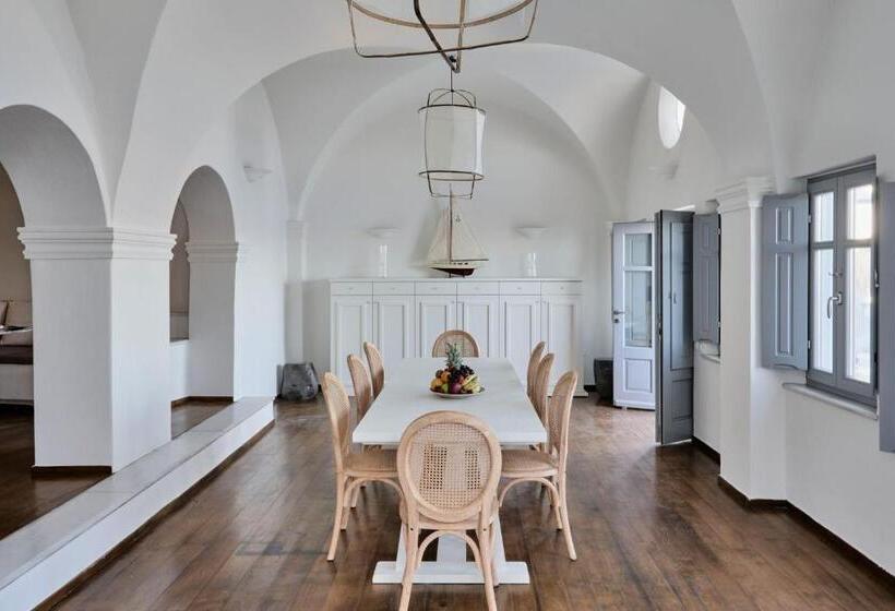 Mystique, A Luxury Collection Hotel, Santorini