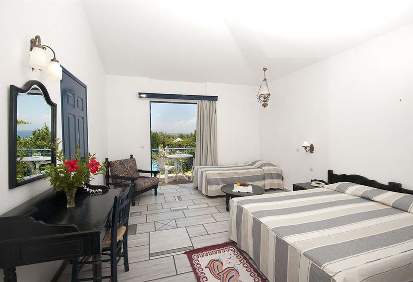 בית מלון כפרי Sunrise Village Beach