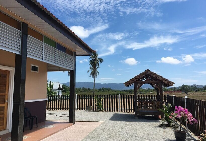 هتل D Village Cottage