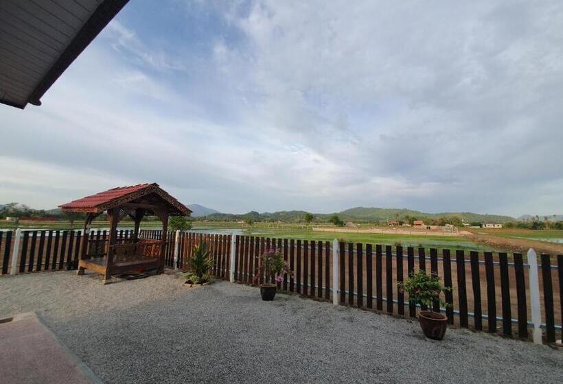 هتل D Village Cottage