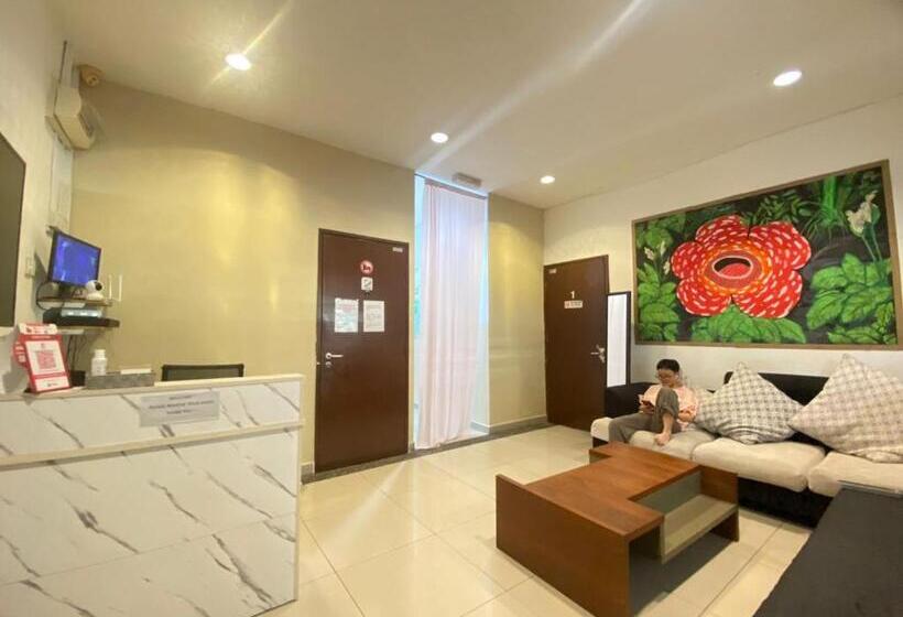 בית מלון כפרי H2 Segama Backpacker