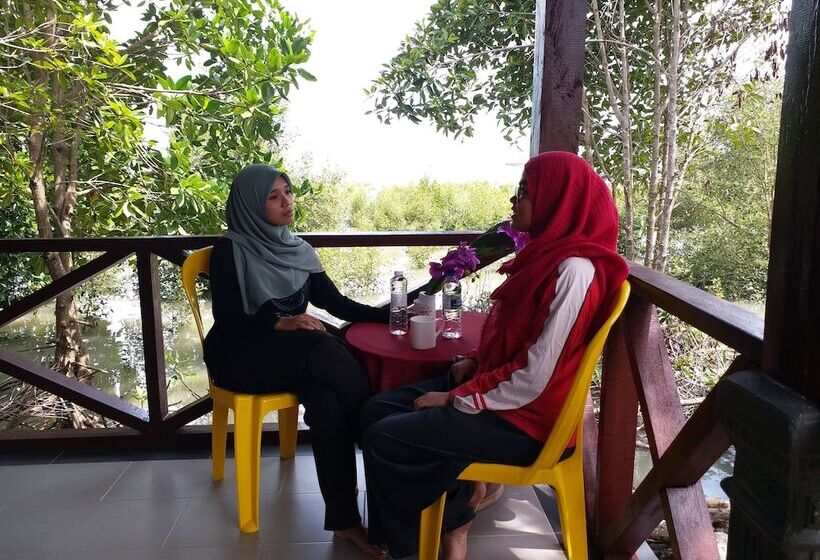 هتل Idaman Guest House