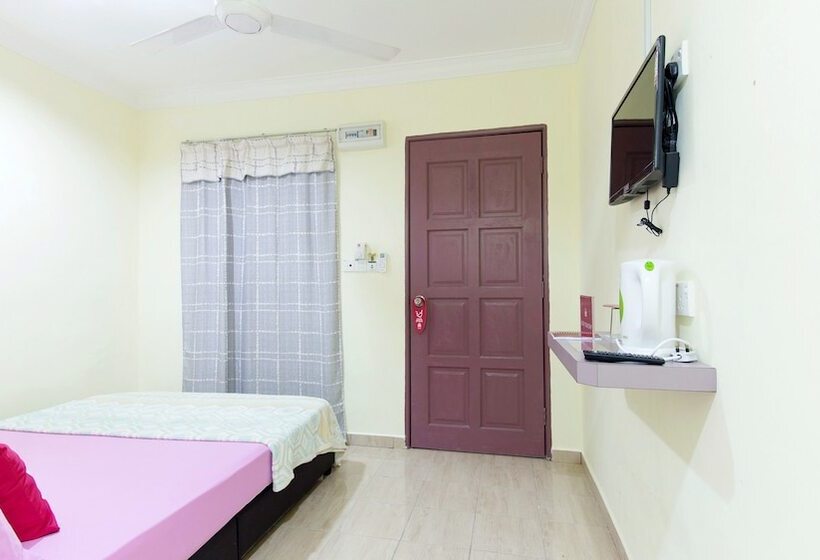 هتل Kampung Guest House   Hostel