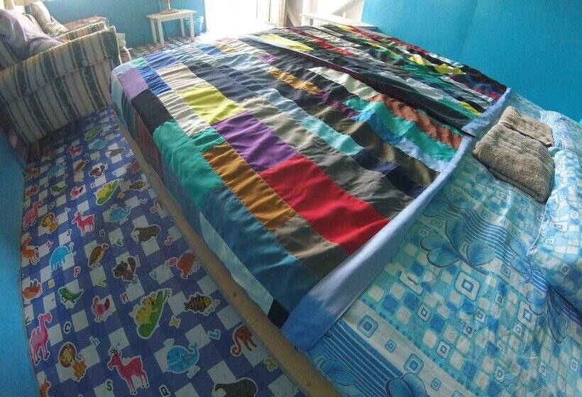 בית מלון כפרי Naga Puri Beach Retreat