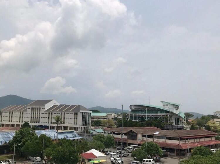 هتل Seri Kangsar Kk