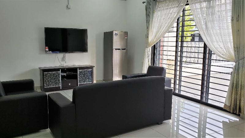 هتل Sr Home Stay At Klia