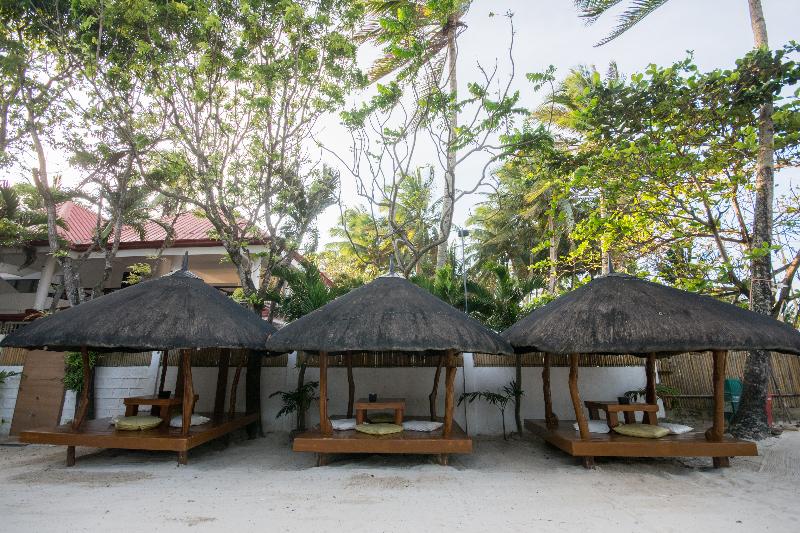 בית מלון כפרי Sur Beach Resort Boracay