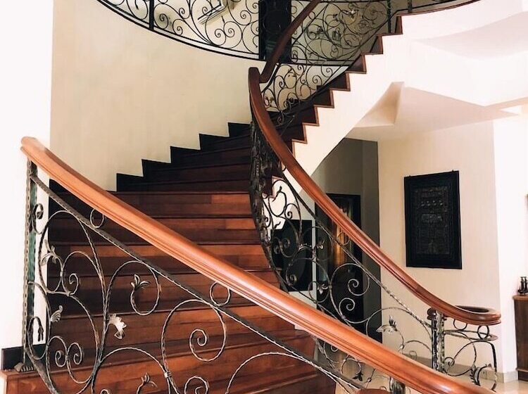 هتل Villa Shamir Near Klia