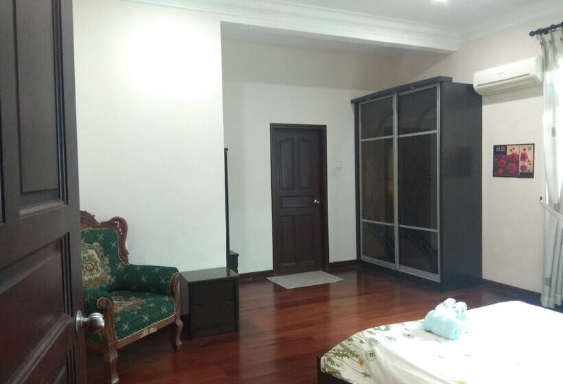 هتل Villa Shamir Near Klia