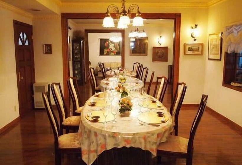 Petit Hotel Corinthian