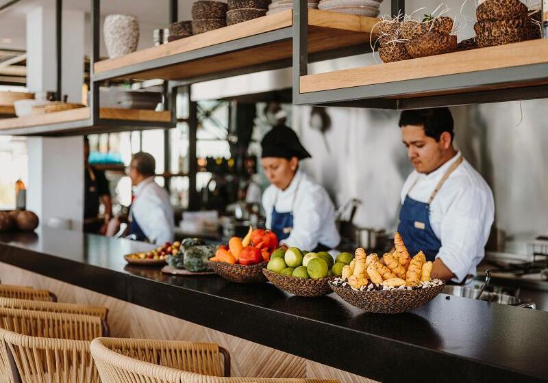 Fotos del hotel Aguas De Ibiza Grand Luxe:  25