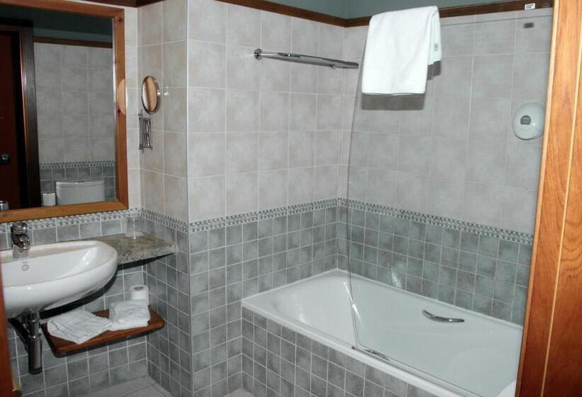 Fotos del hotel Albares:  3