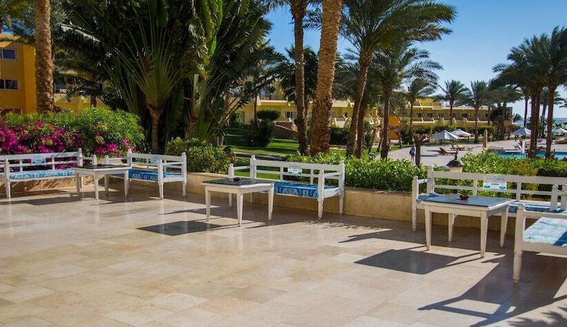 هتل Amwaj Oyoun Resort & Spa Sharm El Sheikh 