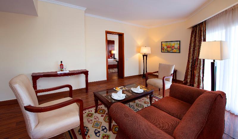 هتل Amwaj Oyoun Resort & Spa Sharm El Sheikh 