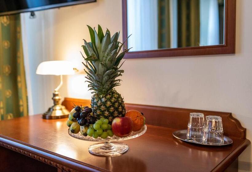 Fotos del hotel Arkada Hotel Praha:  11