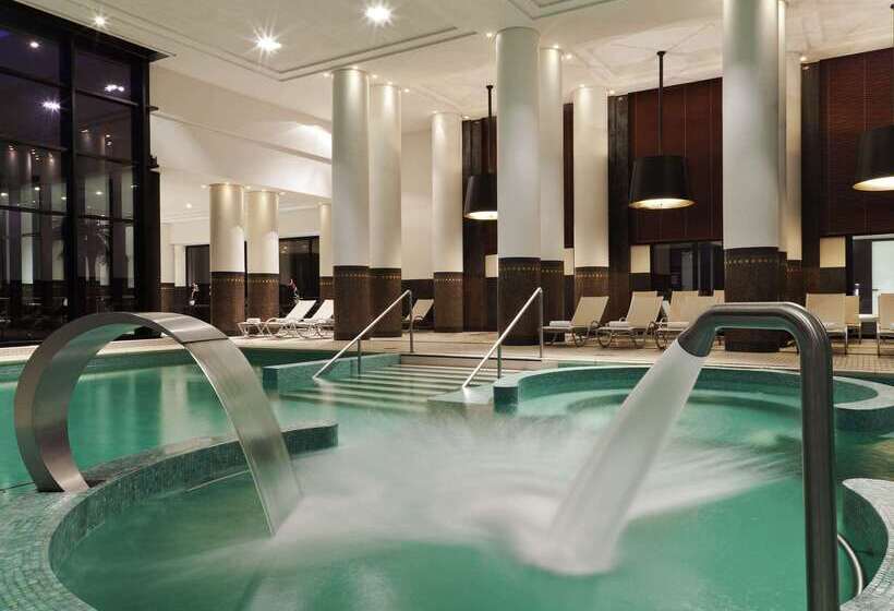 ホテル Hôtel Barrière Le Grand Hôtel Enghien Les Bains