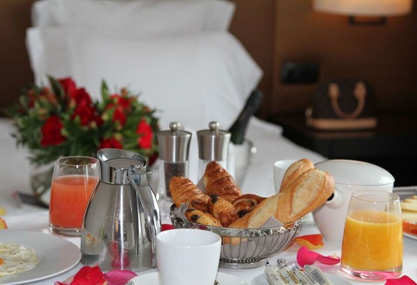 ホテル Hôtel Barrière Le Grand Hôtel Enghien Les Bains