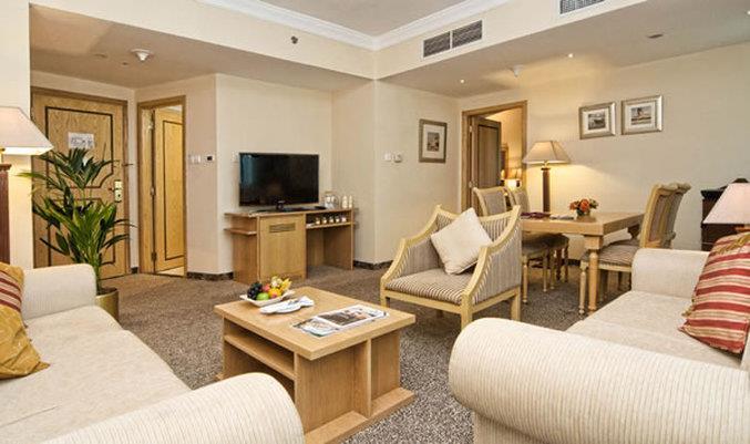 Fotos del hotel City Seasons Hotel Dubai:  2