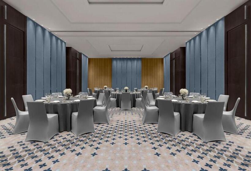 هتل Courtyard By Marriott Bangkok
