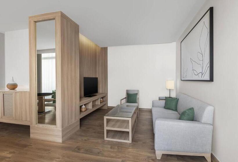 هتل Courtyard By Marriott Bangkok