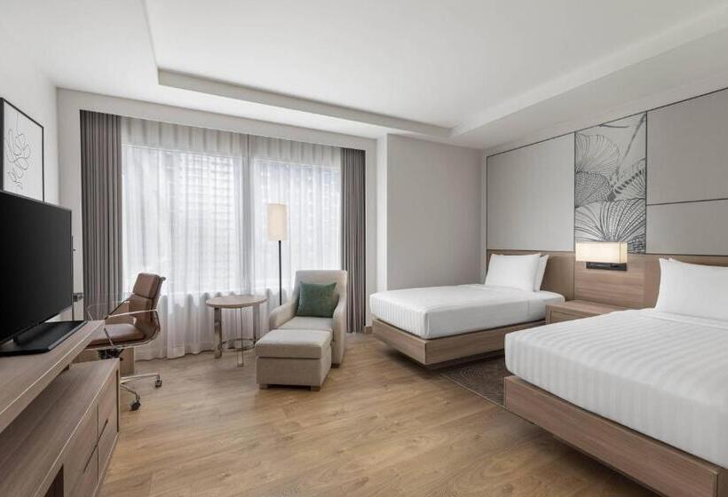 هتل Courtyard By Marriott Bangkok