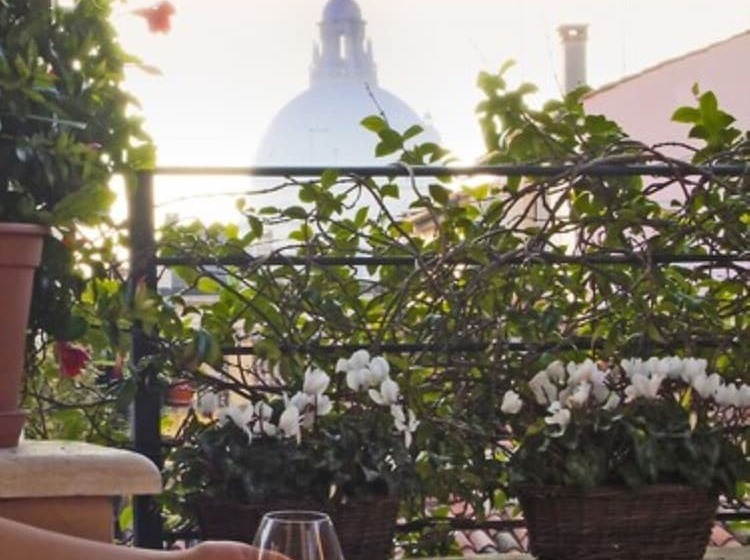 Fotos del hotel Dell'opera:  24