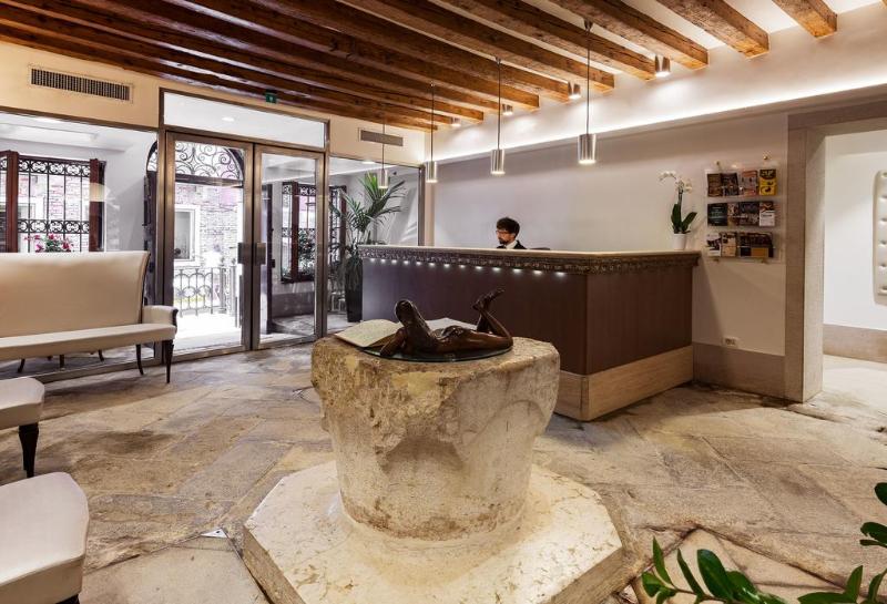 Fotos del hotel Dell'opera:  36