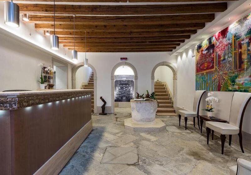 Fotos del hotel Dell'opera:  40