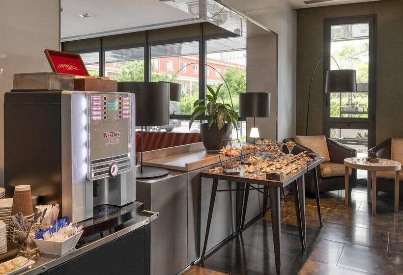 Fotos del hotel H10 Roma Città:  46