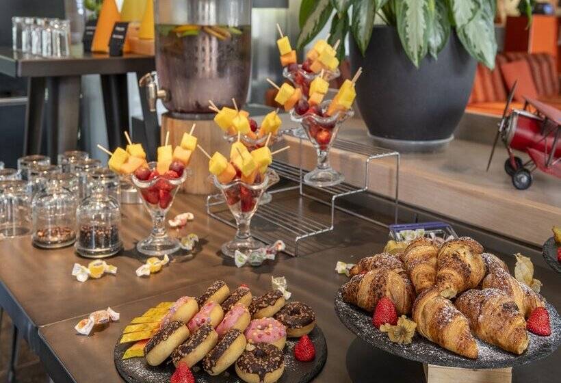 Fotos del hotel H10 Roma Città:  29