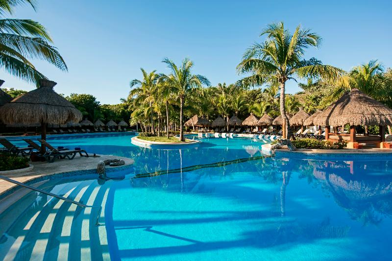 هتل Iberostar Waves Paraíso Beach