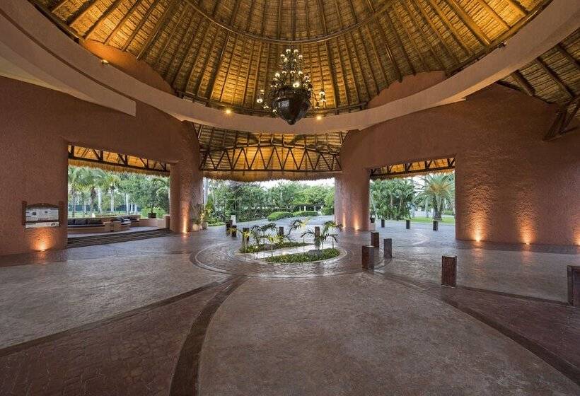 هتل Iberostar Selection Paraíso Lindo