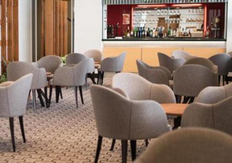 هتل Lancaster Hall